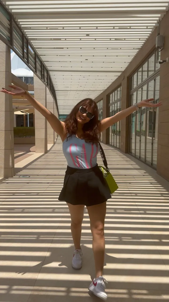 Anveshi Jain - anveshi-jain-sexy-12.webp